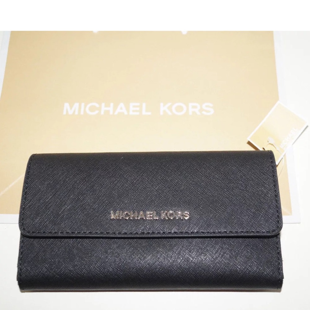 NEW MICHAEL KORS JET SET TRAVEL TRIFOLD WALLET